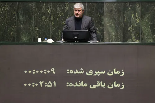 پلاک خودرو های مناطق آزاد با تخفیف 20 درصدی به پلاک ملی تبدیل می شود
